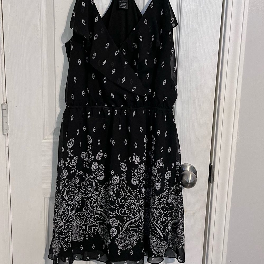 Rue21 Boho Midi Summer Dress. Black and White with design.